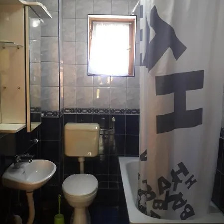 Hostel Topic