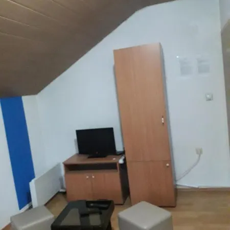 Hostel Topic