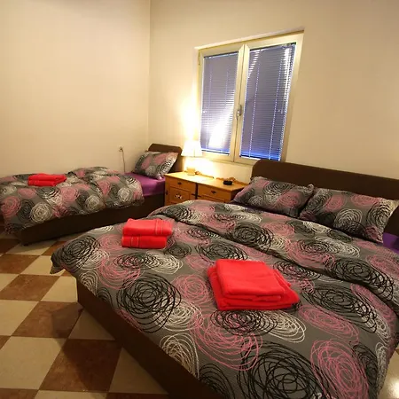 Hostel Topic